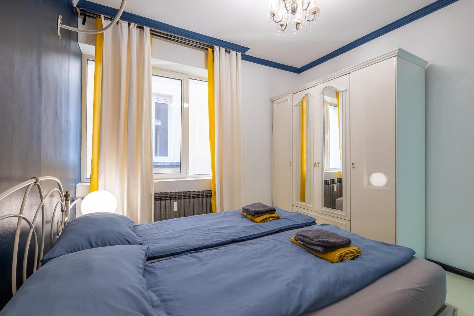 Apartament Modern , Spacious 2br In Center